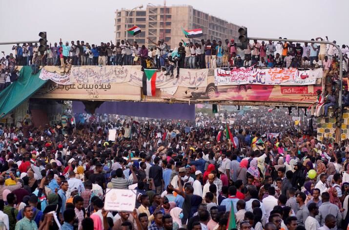 欧盟对苏丹2家企业和2名个人列入制裁名单