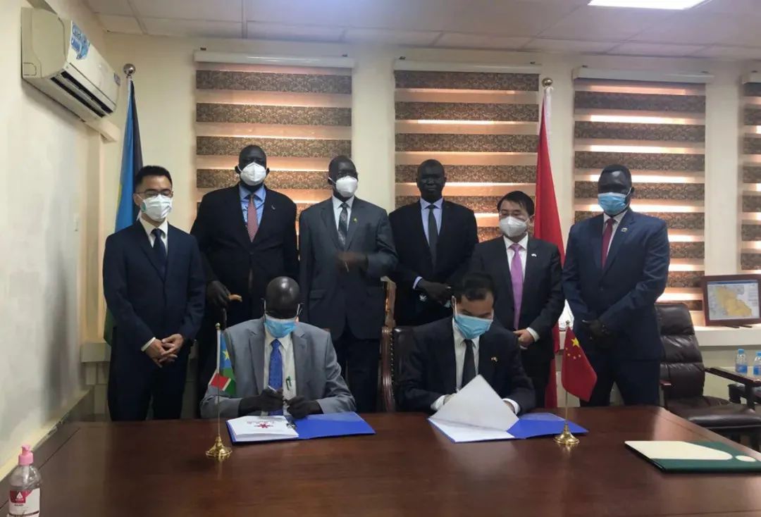 苏丹前财政部长谈武装冲突造成的经济损失