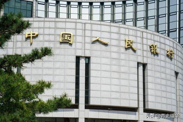 央行拟规范银行间市场经纪业务;特朗普再催美联储主席鲍威尔降息 | 金融早参