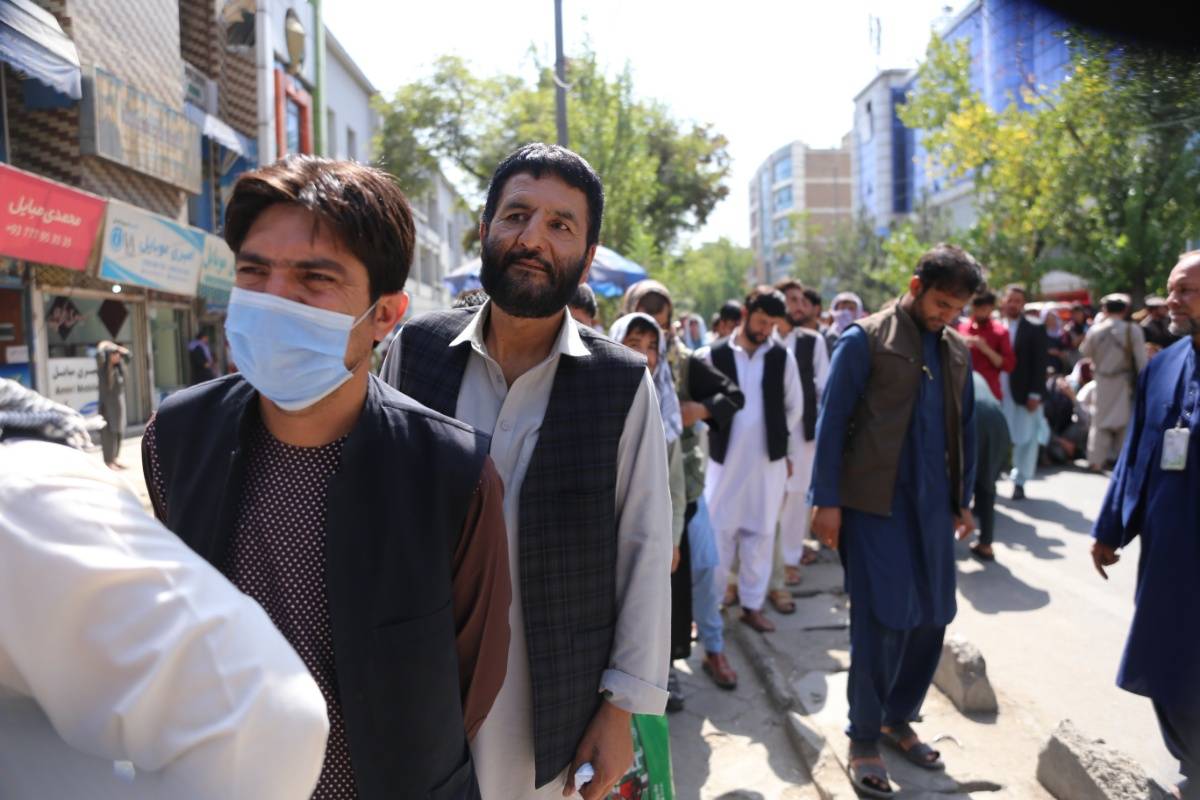 肯12家银行因资金短缺面临合并