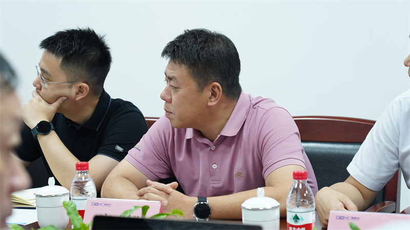 广脉科技：10月21日高管赵国民、王欢、刘健减持股份合计48.99万股