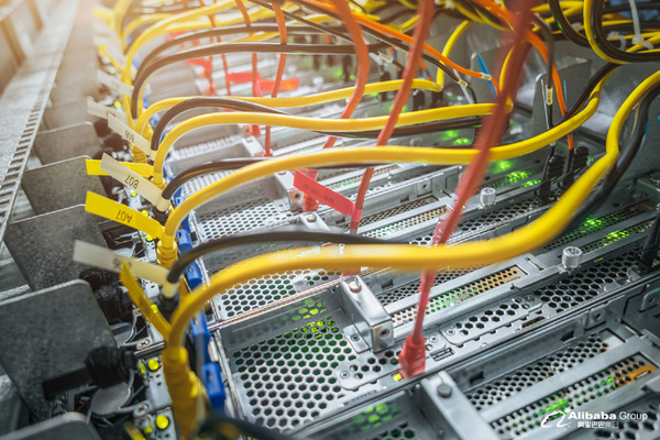 非洲开发银行副行长视察刚果（布）国家数据中心建设现场