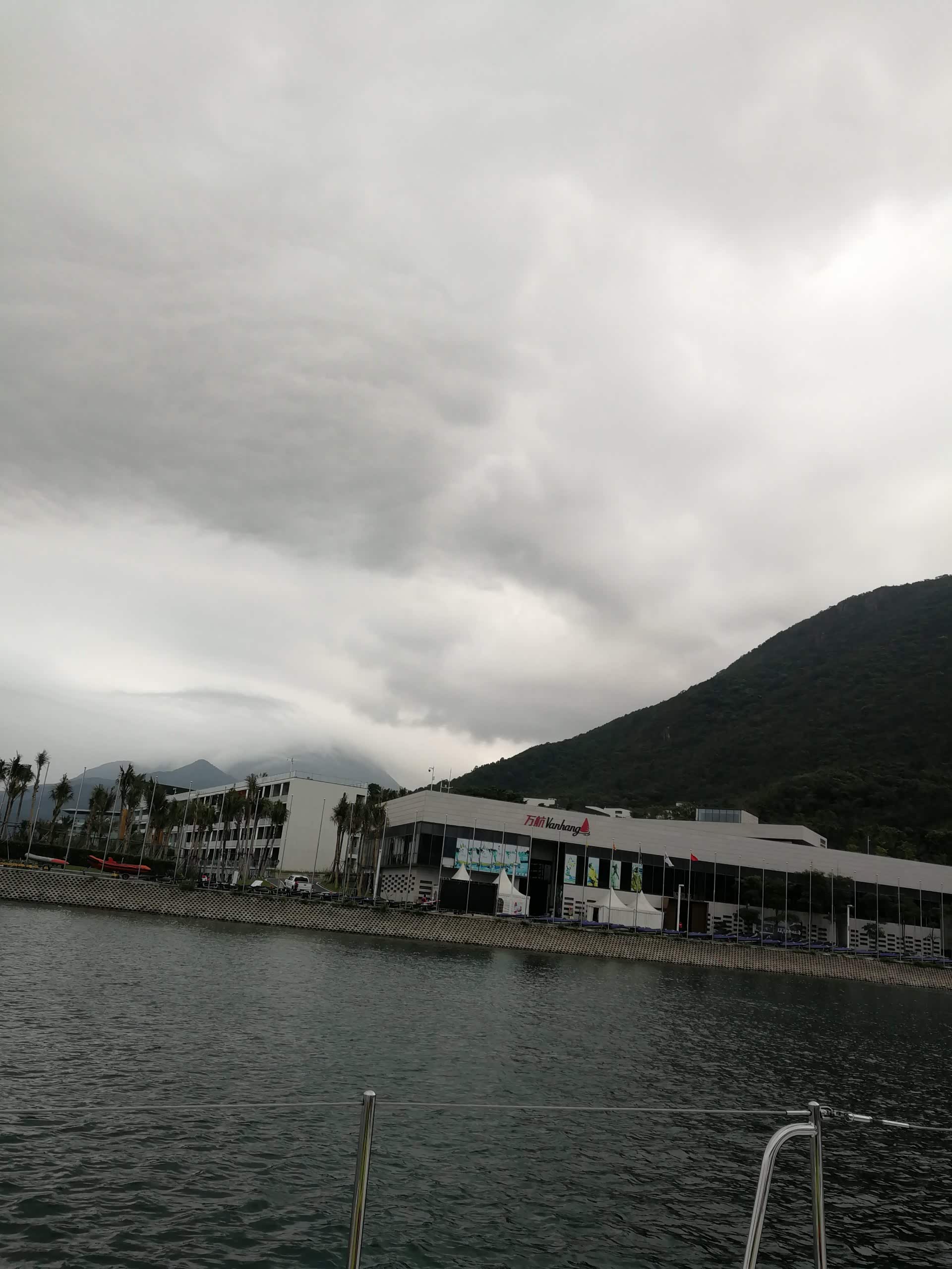 大唐新能源发行的10亿元中期票据将于4月17日到期兑付