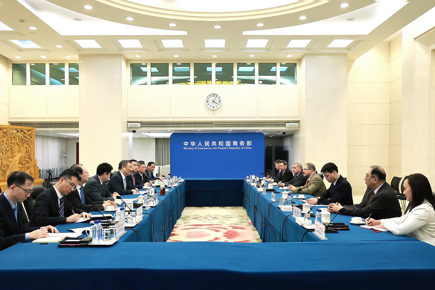 王文涛部长出席世贸组织第14届部长级会议专题讨论并发言